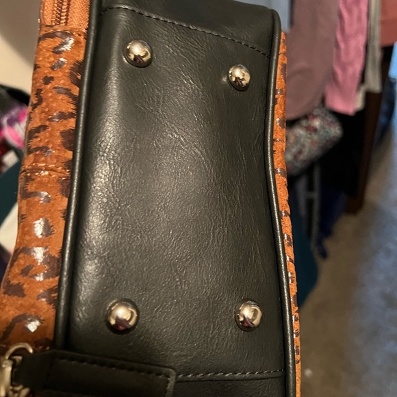 Suede Cheetah Crossbody Bag - Picture 7 of 8